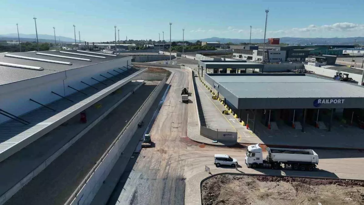 kocaelide railport terminali icin cevre yolu calismalari devam ediyor uIc4FU27