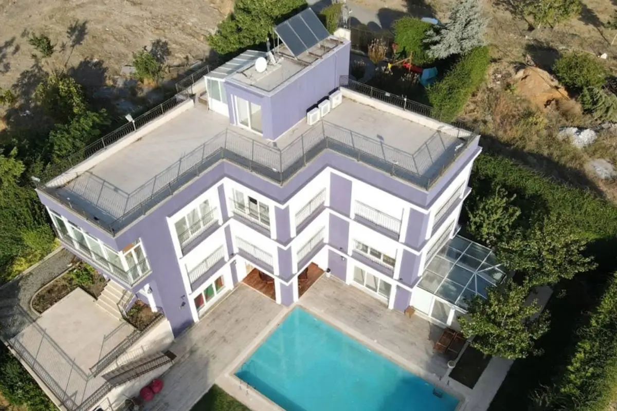 ozel bakim merkezinde olum ve iskence bakanlik kapisina kilidi vurdu LRpYb2dZ