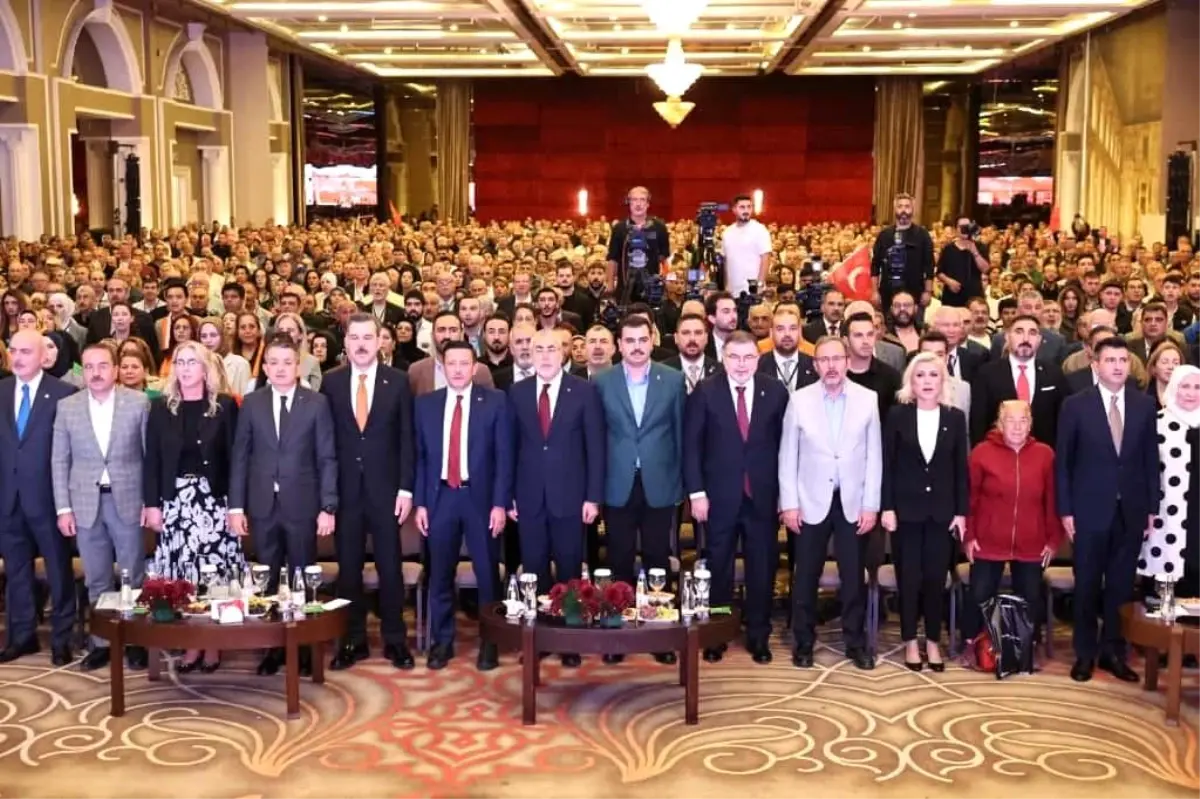 bakan isikhan izmir cop daglariyla inleniyor 1EcKRf1K