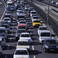 benzin ve motorin fiyatlarina zam yolda iste beklenen yeni fiyatlar SZbPBZUY.jpg