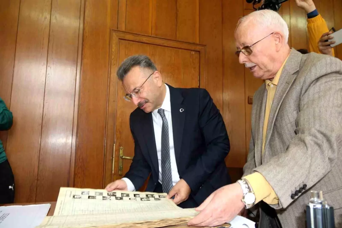 vali aksoydan 100 yillik isletmeye ziyaret WXM8a31A.jpg