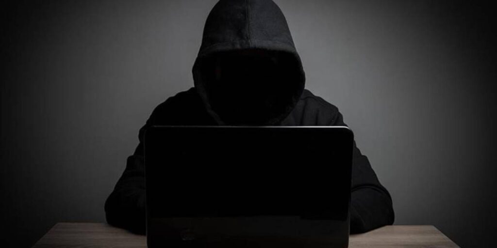 kripto-dunyasinda-dev-vurgun-300-milyon-dolar-buhar-oldu-ayj81SWS