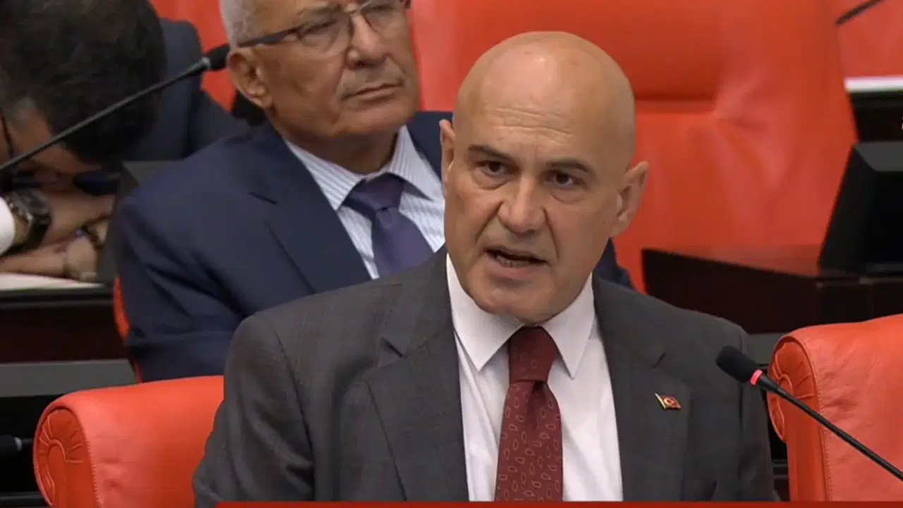 Turhan Çömez’den Çarpıcı Doruk Madencilik Açıklamaları: “Eski Siyasi Arkadaşınıza Türkiye’yi Peşkeş Çekmişsiniz”